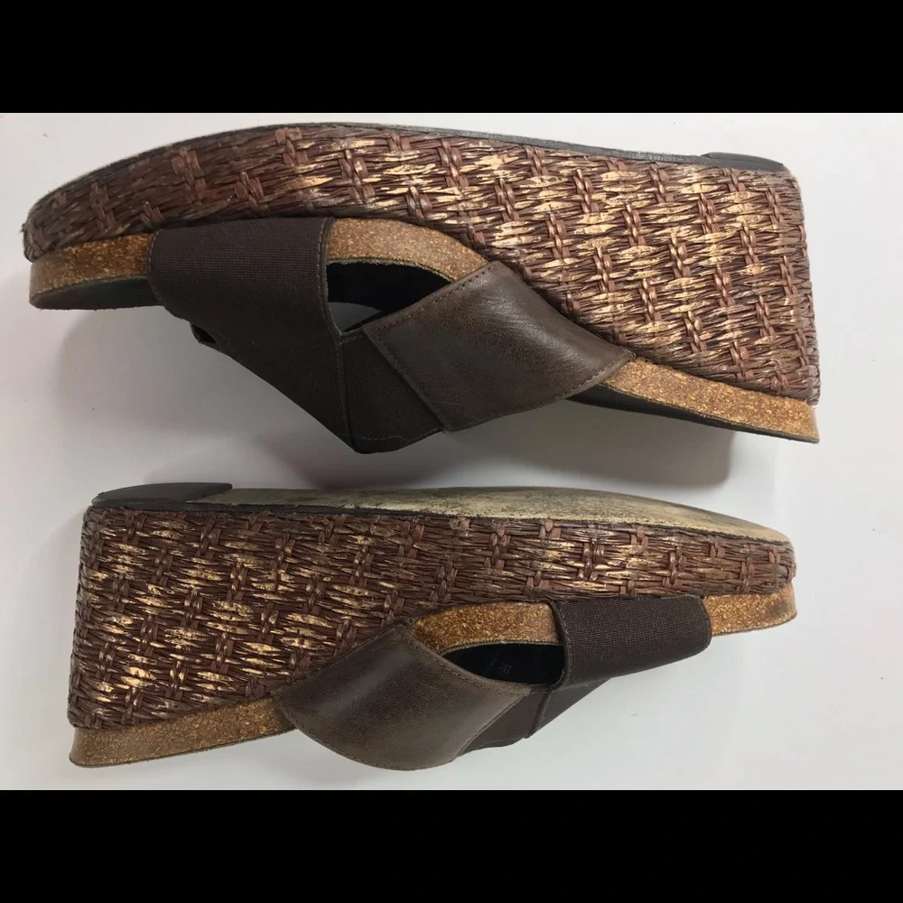 Donald J Palmer made in Spain Wedge heel 9M